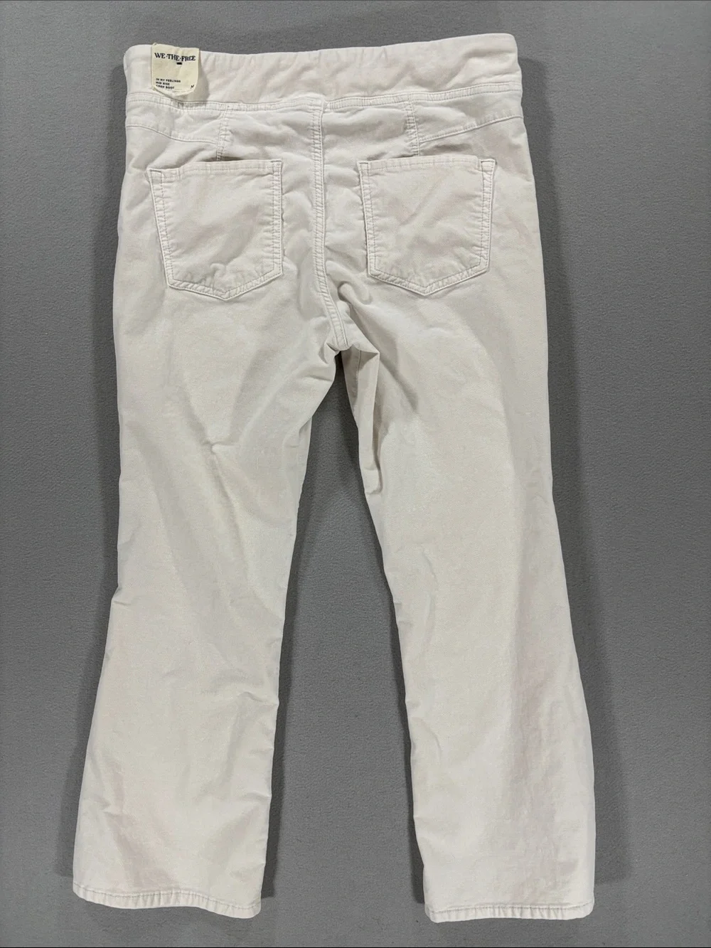 Free People “In my feelings” velvet Cream side zip stretch mid rise crop pants M